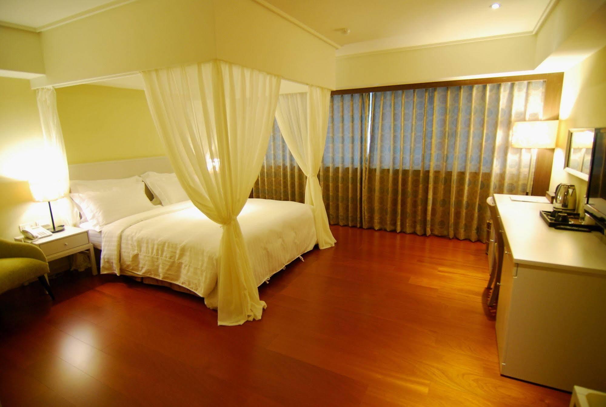Taitung Bali Suites Hotel Exteriér fotografie